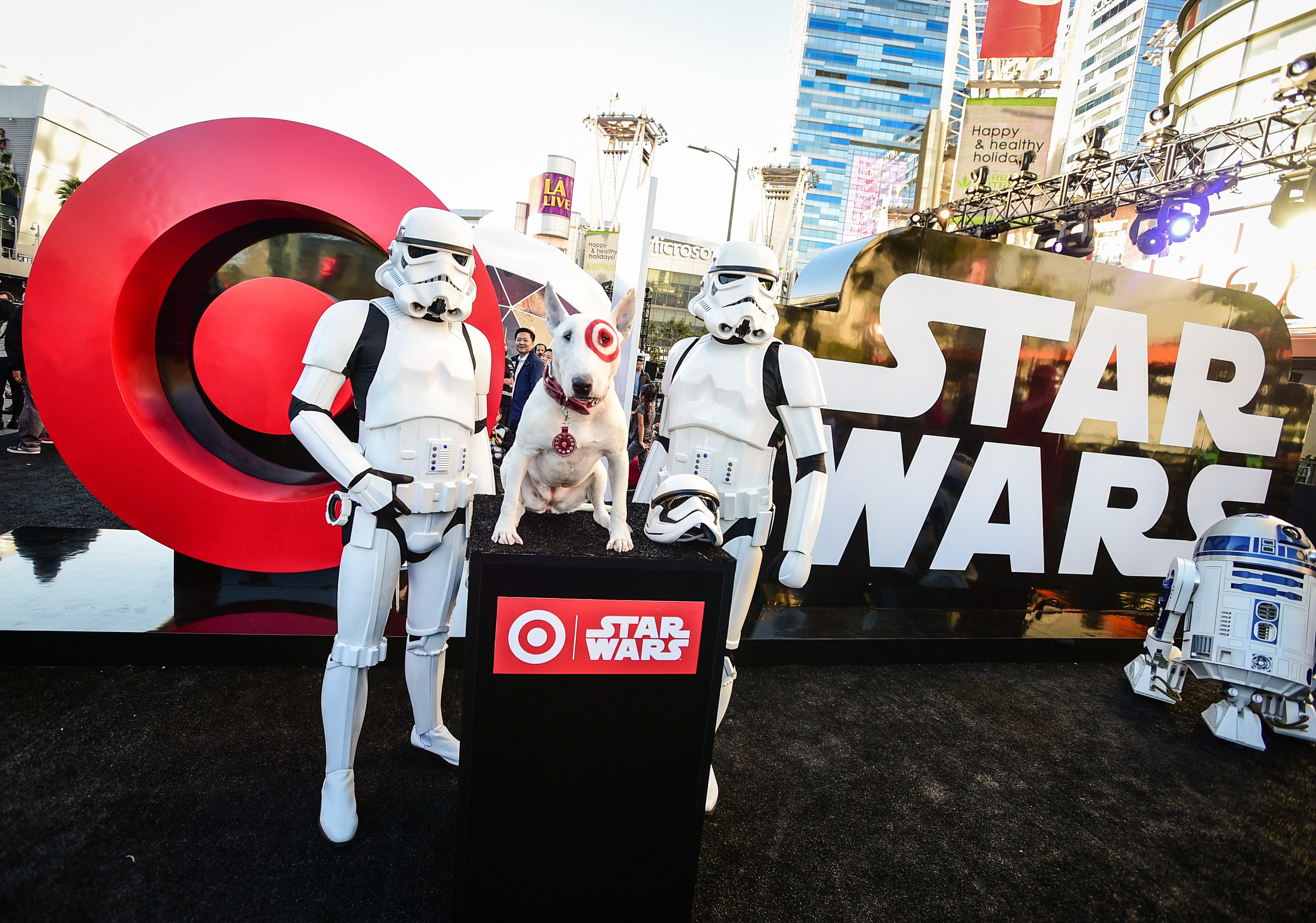 Dear Brands: Star Wars Is Not The Answer - Full Contact Advertising